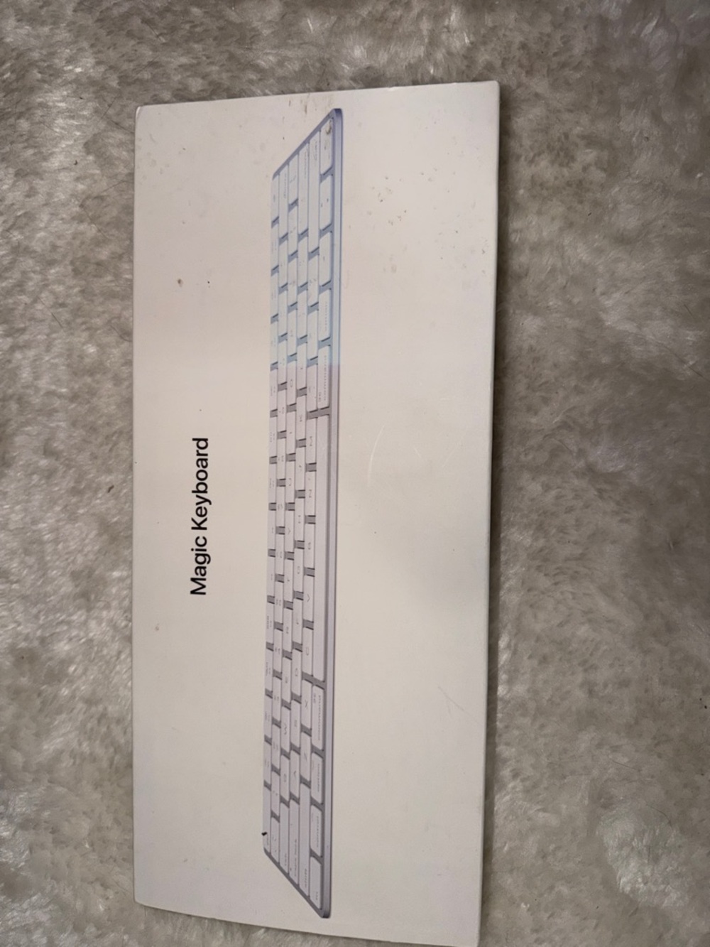 Apple Magic Keyboard - White and Silver